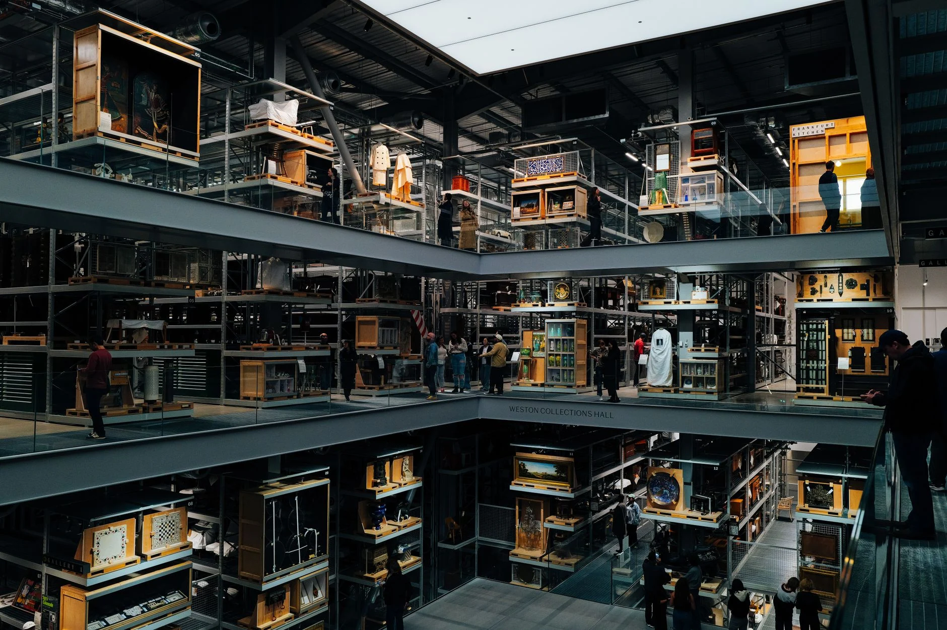 Espacio profesional y materiales de trabajo